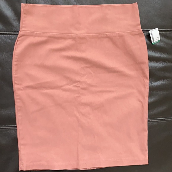 Simon’s Twik Straight Stretch Skirt Size Large NWT - Picture 7 of 7